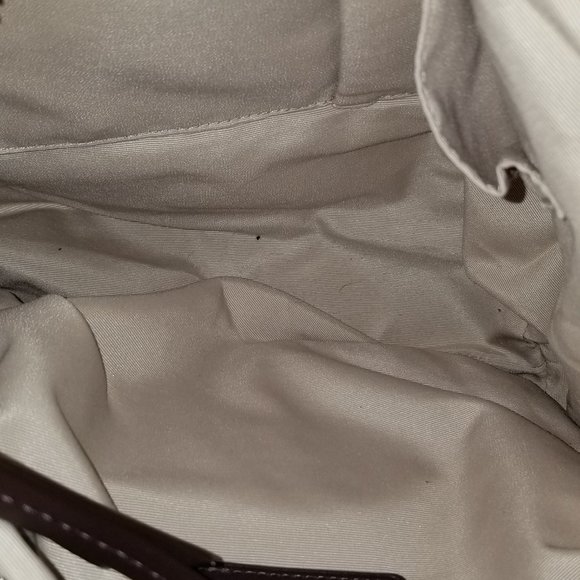 Coach Signature Duffle LIKE NEW in Khaki & Mahogany with adjustable strap - Picture 12 of 12